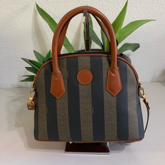 Handbags - 👜💕 FENDI Handbag Or Shoulder Multicolor